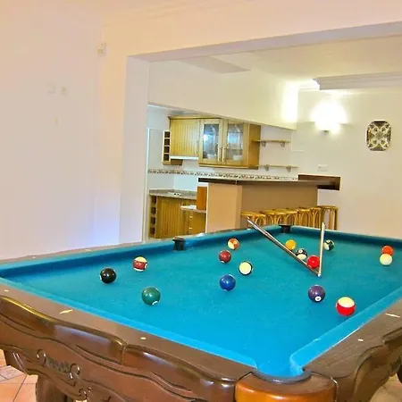 Вилла 7 Bedroom Private Tenazinha Ii, With Pool