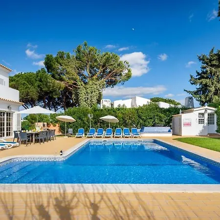 7 Bedroom Private Tenazinha Ii, With Pool Vila Albufeira