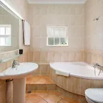 7 Bedroom Private Tenazinha Ii, With Pool *