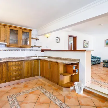 7 Bedroom Private Tenazinha Ii, With Pool * アルブフェイラ