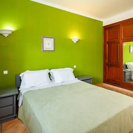 빌라 7 Bedroom Private Tenazinha Ii, With Pool *