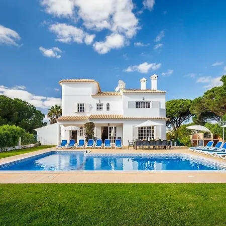 Vila 7 Bedroom Private Tenazinha Ii, With Pool Albufeira