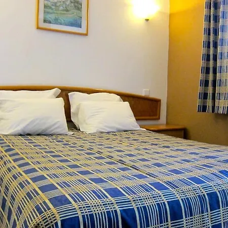 빌라 7 Bedroom Private Tenazinha Ii, With Pool *